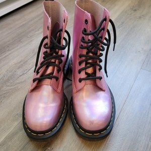 Dr. Martens Pascal metallic pink combat boots holographic (Size 6)